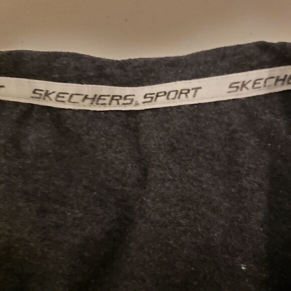 Sketchers short Sleeve gray/pink tee Pre-owned - Picture 2 of 5